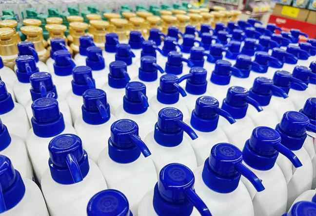 Manufacturing line for customized chemical solutions